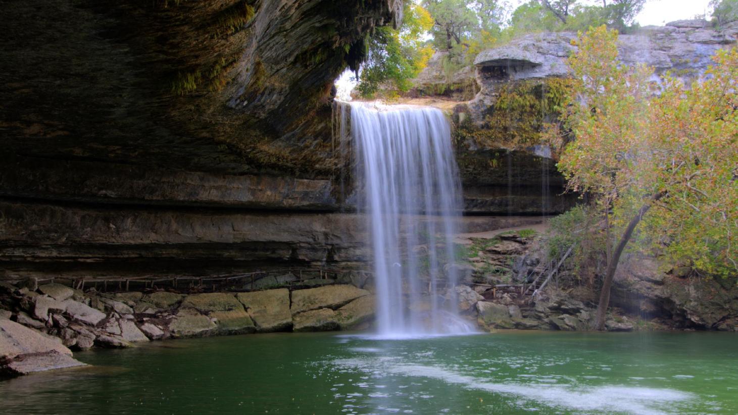 BUSCA EL MANANTIAL Y NO LAS GOTAS